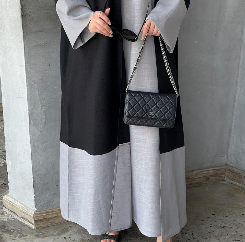 Turkish Embroidered Luxury Robe – Soft Geometric Design (Gray)