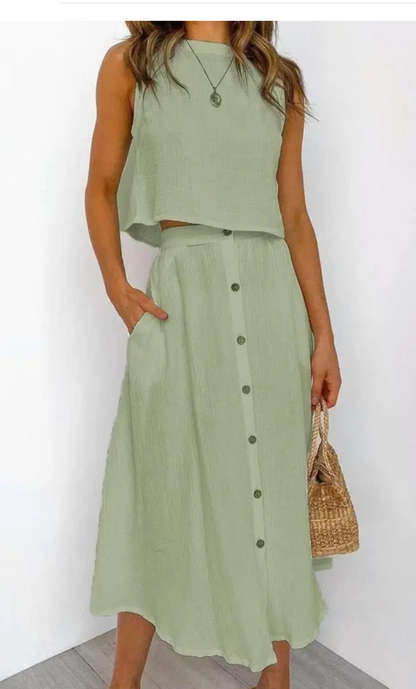 Solid Color Vest & Long Skirt Set – Elegant Two‑Piece Outfit